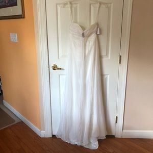 Brand New With Tags Galina Strapless Wedding Dress